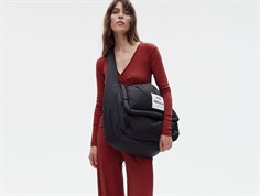 Mads Nørgaard pillow bomb bag black (adult)